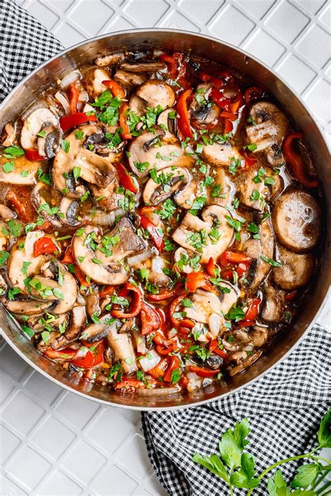 Italian Sauteed Mushrooms Recipe - Oh Sweet Basil