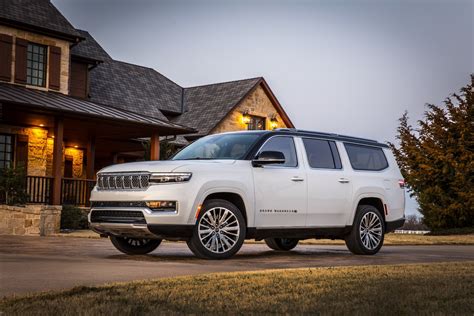 2023 Jeep Grand Wagoneer L Debuts As All New Lincoln Navigator L Rival
