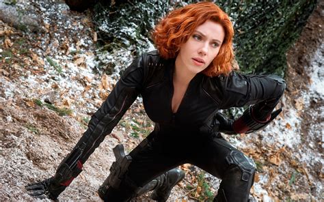 Black Widow In The Avengers 2 Wallpapers Hd Wallpapers Id 13798