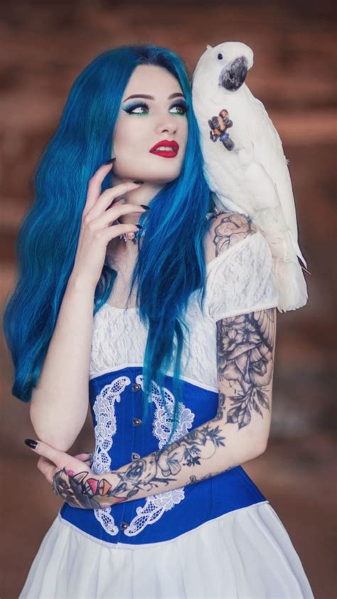 Pin By Spiro Sousanis On Blue Astrid Hot Goth Girls Gothic Girls