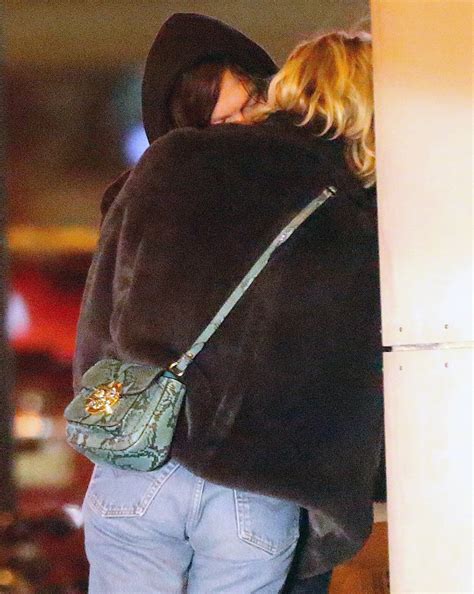 diane kruger norman reedus makeout pack on the pda pics