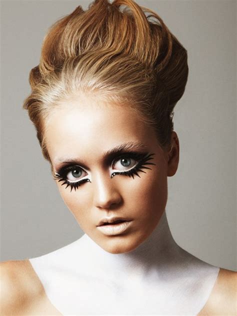 Sixties Beauty And Make Up Pictures Very Twiggy Like My Eyes