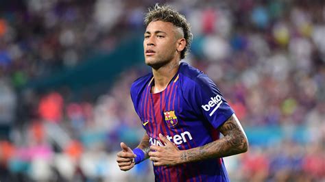 Online programs, designed by experts from the sports sector made up of club and external professionals who are leaders in their areas of specialization. Neymar: le Barça obtient gain de cause face à Santos