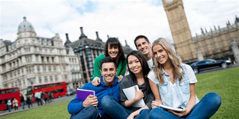 10 Benefits Of Studying Abroad With Unique Student Perspectives