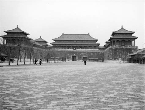 the forbidden city peking historical photographs of china