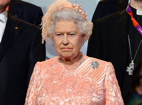bbc sorry for tweeting that queen elizabeth ii is dead e news uk