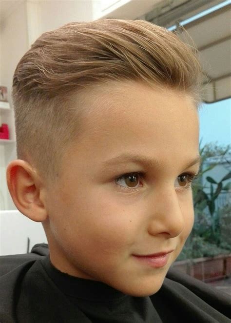 Now is the best time to take a look at the trendiest boys hairstyles and men's haircuts for 2021. Pin on corte de pelo niño