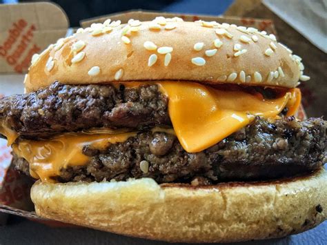 We Tried McDonald S Fresh Beef Quarter Pounder And You Can Guess How