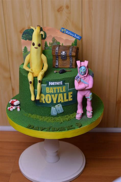 Fortnite Cake Cake By Jarkasipkova 10th Birthday Cakes For Boys