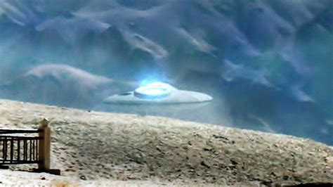 Alien Video Of A Ufo Landing And People Reporting Alien Ufo Sightings