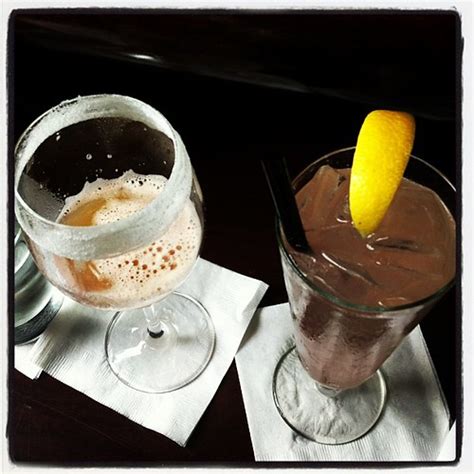 Before dinner drinks, ja niiden jaottelu. Pre-dinner cocktails w/ @quasistoic | via Instagram bit.ly ...