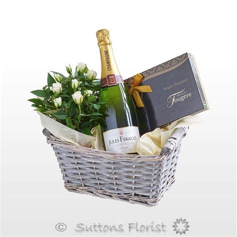 This was our first time to use gourmet gift baskets. Luxury Champagne Gift Basket - buy online or call 0151 928 ...