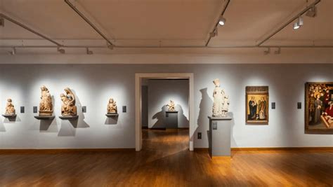 Light In Museums 4 Reasons To Use Led Lights In Art Galleries Stanpro