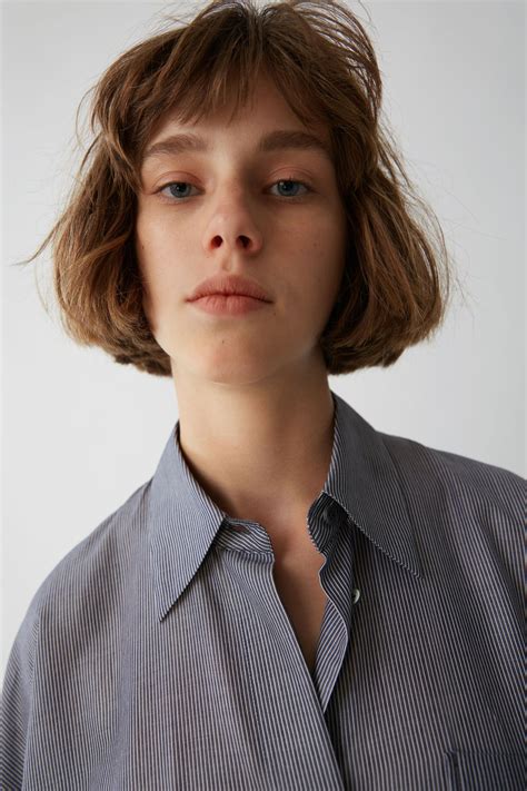Like many other hairstyles, spikes started with a military haircut. Ready-to-wear Jacui Stripe White Pinstripe 1500x 002 ...