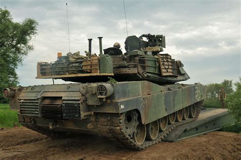 Us Army M1a2 Sep V2 Abrams Main Battle Tanks M2a3 Nara And Dvids
