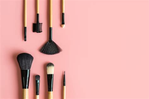 Makeup Brushes 101 Specific Uses And Care Project Motherhood