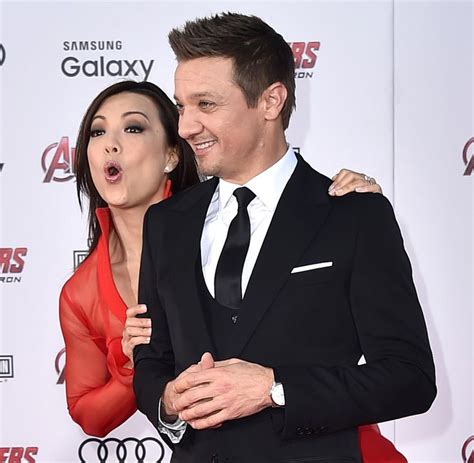 jeremy renner wife age