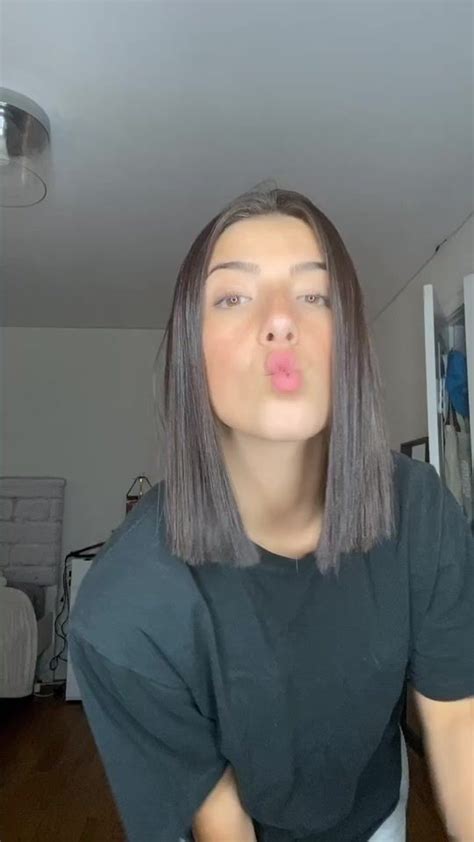 We did not find results for: charli d'amelio(@charlidamelio) on TikTok | Short hair ...