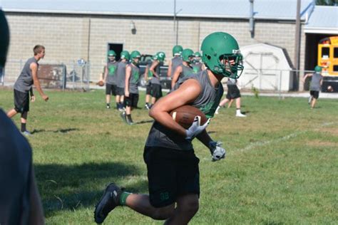 Soaring Again Carrollton Football Hawks Look To Fly High In 2015