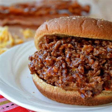 Today's sandwich is the hot & spicy italian drip beef. it combines hot shredded beef and spicy peppers on a toasted sub roll. 10 Best Ground Beef Bbq Sandwiches Recipes | Yummly
