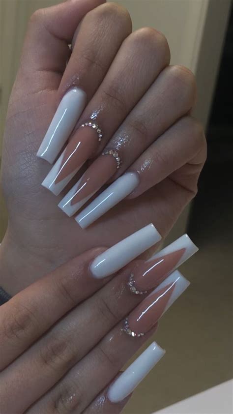 10 Nails Design White Color Fwdmy