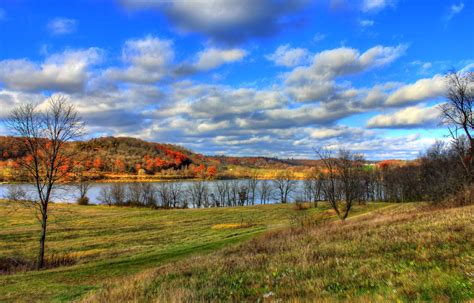 Sky and Landscape in Southern Wisconsin image - Free stock photo - Public Domain photo - CC0 Images