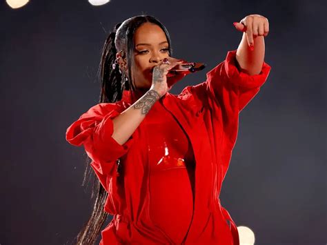Why Rihanna Waited For Super Bowl For Pregnancy Announcement 2023