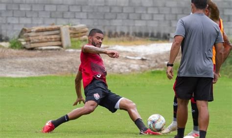 vitória segue preparação para duelo contra a ponte preta autor a redação galáticos online em