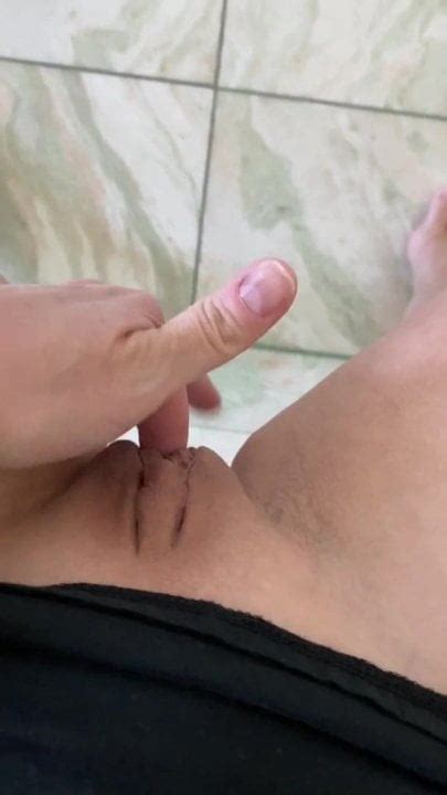 Amazing Beautiful Wife Fingering Wet Pussy Xhamster