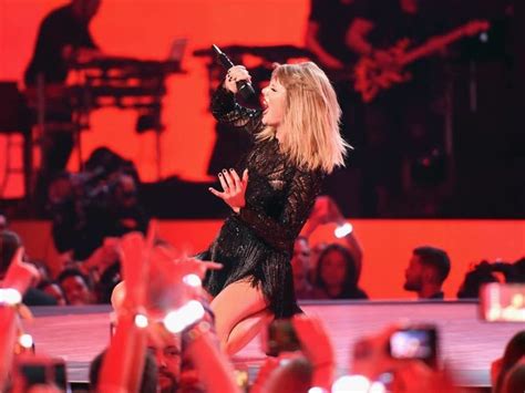 Taylor Swift In Atlanta 2018 Reputation Tour Dates Lawrenceville Ga