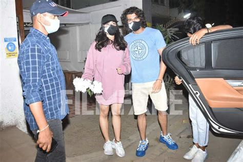 Rashmika Mandanna And Vijay Deverakonda Catch Up For A Dinner In Mumbai