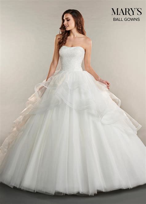 Https://tommynaija.com/wedding/ballroom White Wedding Dress