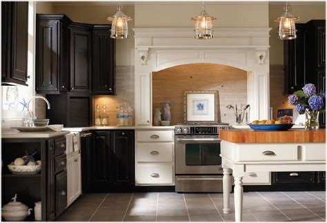 Our cabinet experts can help, no matter where you are. Kitchen Cabinets Thomasville Ideas | Thomasville kitchen cabinets, Thomasville cabinetry ...