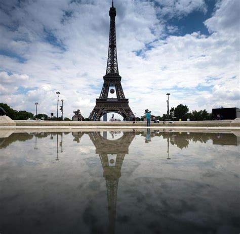 Terrorabwehr Eiffelturm Bekommt Schusssichere Glaswand Welt