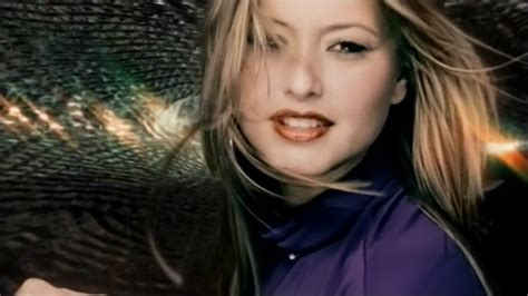 Holly Valance Kiss Kiss 2002 Official Video Full Hd 1080p группа Танце