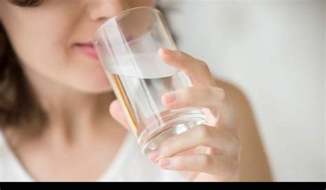 Inilah Manfaat Minum Air Putih Di Pagi Hari Setelah Bangun Tidur Yuk