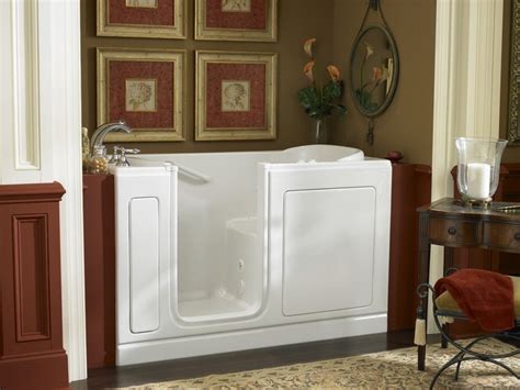 Whereas your standard bathtub is probably 29 wide by 59 long. Safe Step Tubs Make Every Step Safe For Those In Their ...