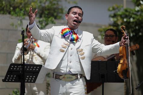 Lgbtq Mariachi Band Seeks To Broaden Acceptance On Cinco De Mayo Reuters