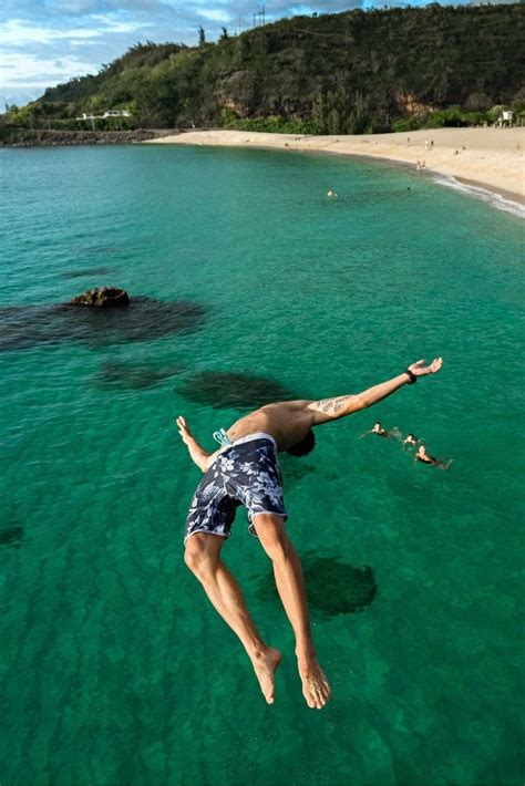 Waimea Bay The Best Beach On The North Shore Journey Era Waimea