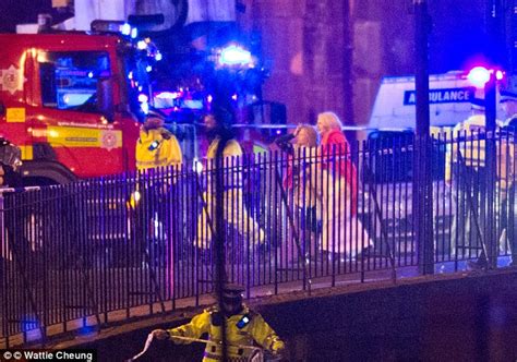 glasgow helicopter accident police helicopter crashes through roof of the clutha music venue