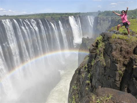 Victoria Falls ¿zambia Or Zimbabwe Side