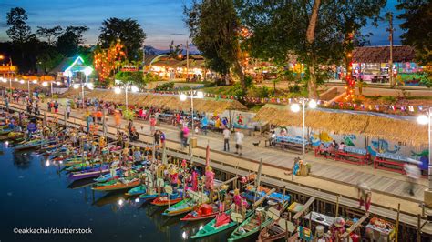 Santisuk market 太平门市 ตลาดสันติสุข it is within walking distance of just 3 minutes from hatyai town center. Hat Yai, Thailand Travel Tips - Hedonist / Shedonist