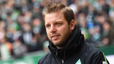 A terminat cu un record de 12 victorii, 14 remize și 16 pierderi în 42 de. Werder Bremen verlängert mit Erfolgstrainer Florian Kohfeldt