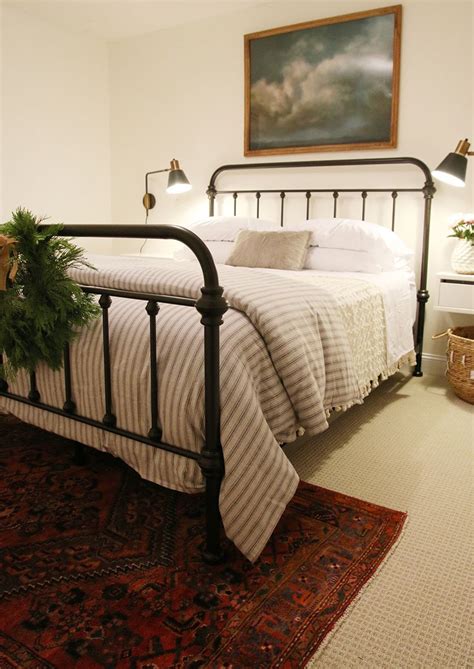 A Guest Room Update Our Favorite Things To Include Small Guest