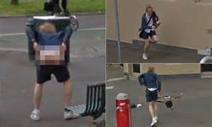 Reddit User Stumbles Across Man Mooning On Google Maps Daily Mail Online