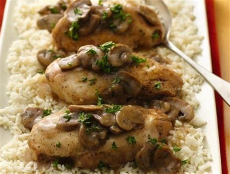 In a small bowl or container, mix the salt, pepper, water, and broth or gravy. Slow-Cooker Chicken Marsala - Recipes Feed
