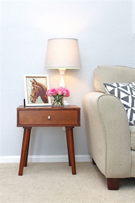 How To Decorate An End Table Jesse Coulter