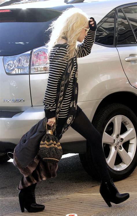 Olsens Anonymous 13 Ways To Wear Stripe Tops Like The Olsen Twins