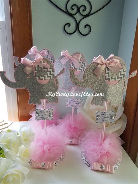 Publicado en baby shower y bautizo y etiquetado baby shower adornos, baby shower ideas, baby shower nena, baby shower nene, centros mesa, centros mesa flores 16 cestas de regalo para baby shower. Elephant Centerpiece/Boy Elephant Centerpiece/Girl ...