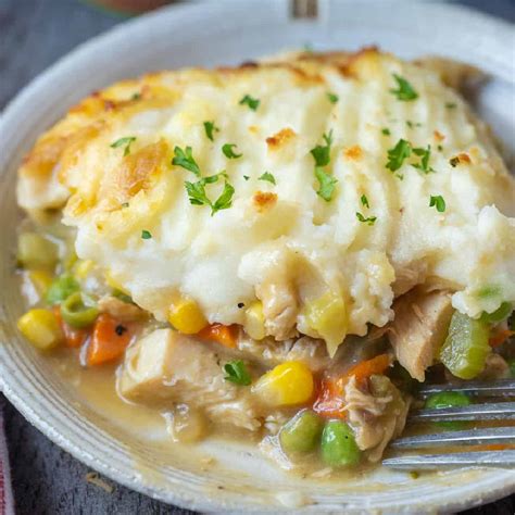 Easy Leftover Turkey Shepherds Pie Butter Your Biscuit